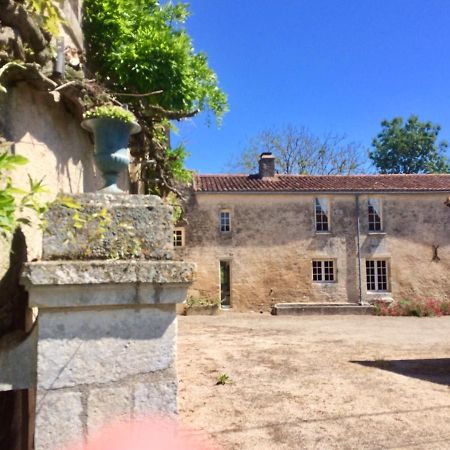 Bed and Breakfast Logis De La Touche Saint-Hilaire-des-Loges Exterior foto