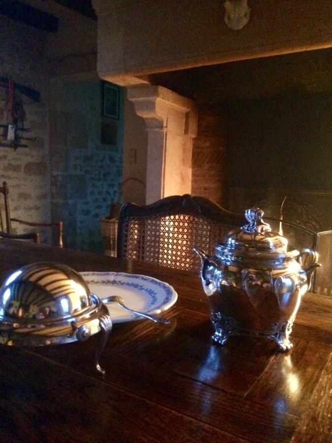 Bed and Breakfast Logis De La Touche Saint-Hilaire-des-Loges Exterior foto